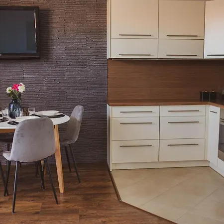 Apartament Wolnosci * 科沃布热格